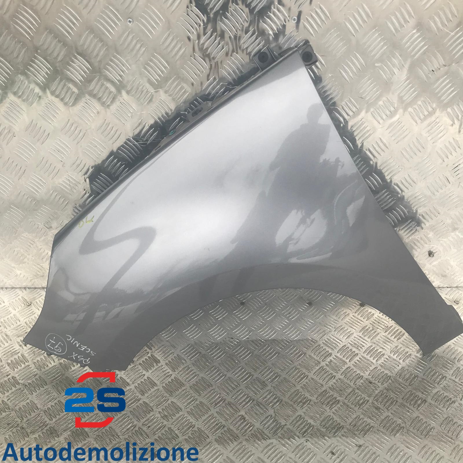 Parafango anteriore sinistro renault scenic x-mode (09-11)